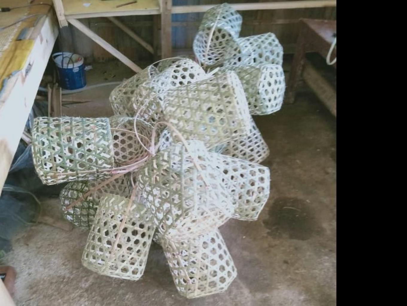 Tempat Mengurung Ayam