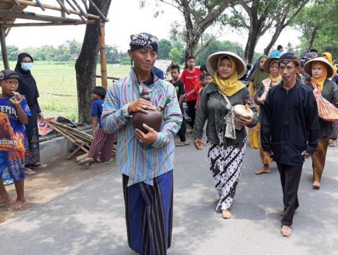 Upacara Wiwitan