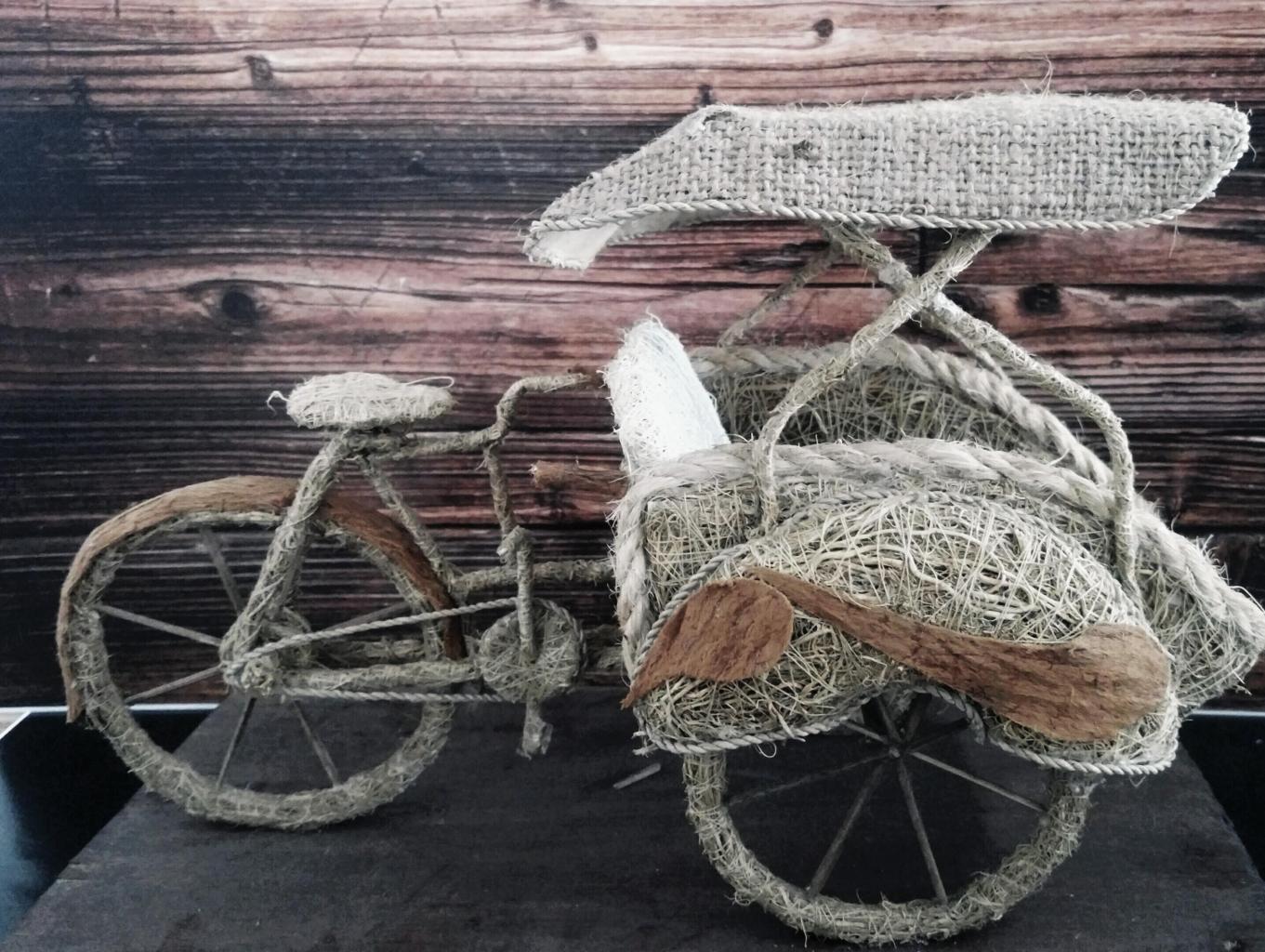 Kerajinan Souvenir Serat Alam