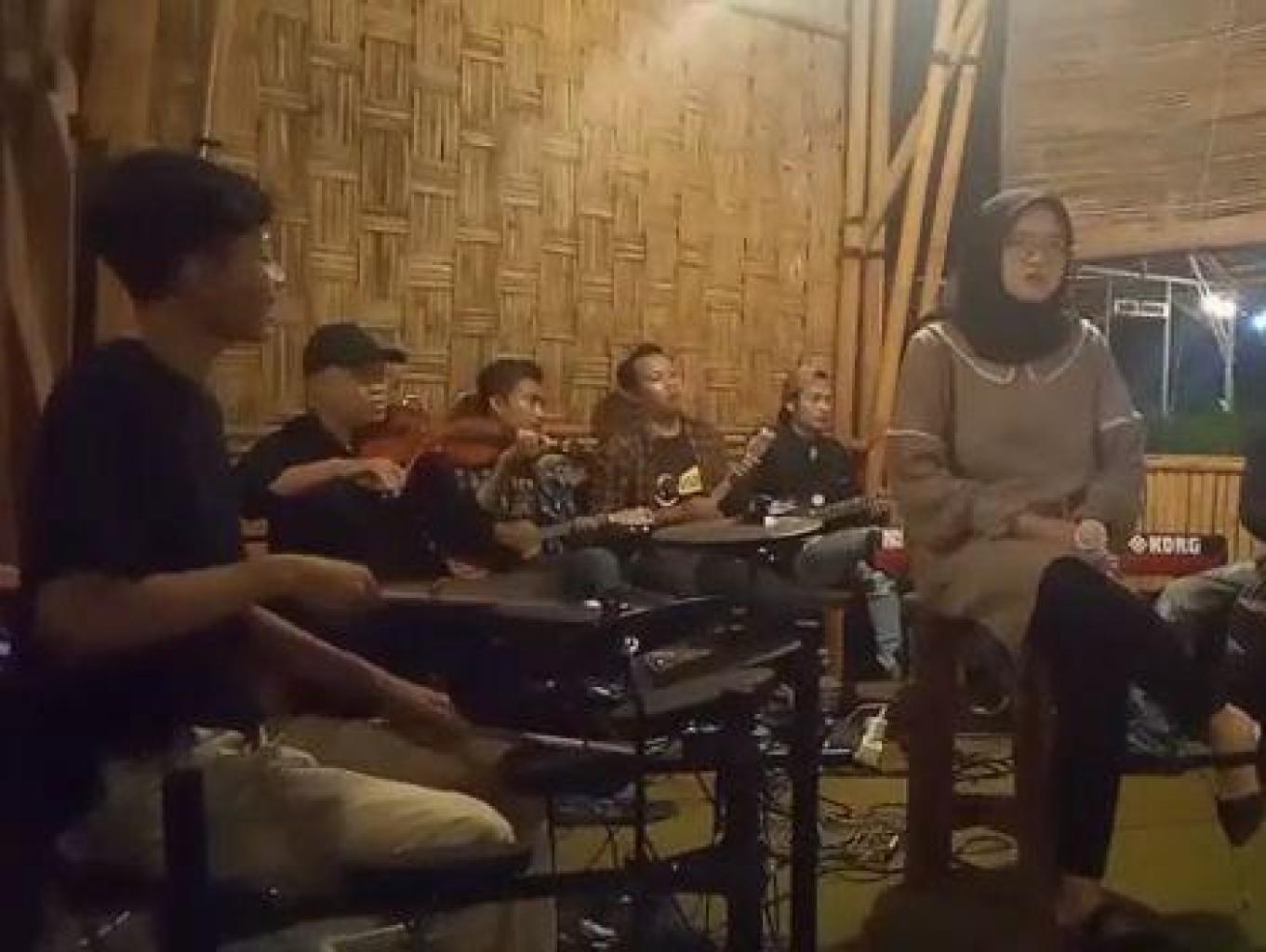 Live Keroncong Sawah
