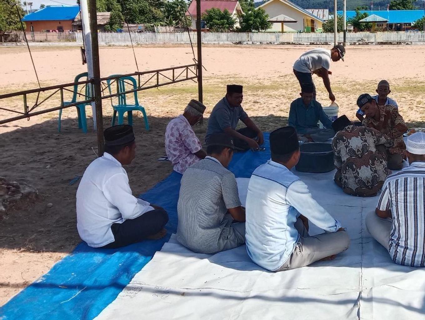 Acara Adat Kampung Loli Lipu (Keliling Kampung)