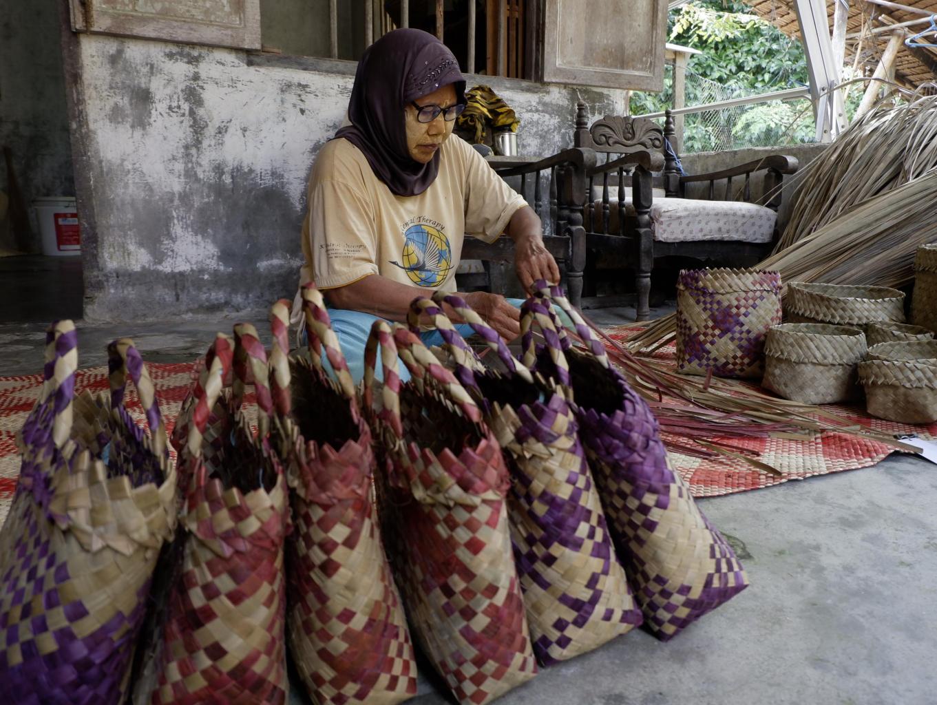 Tas Anyaman (Sumpit)