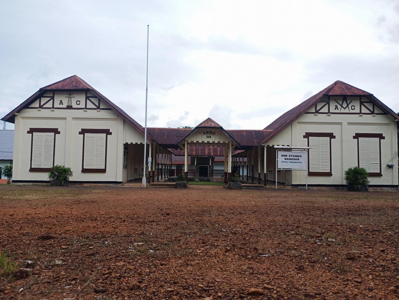 SMK STANNIA