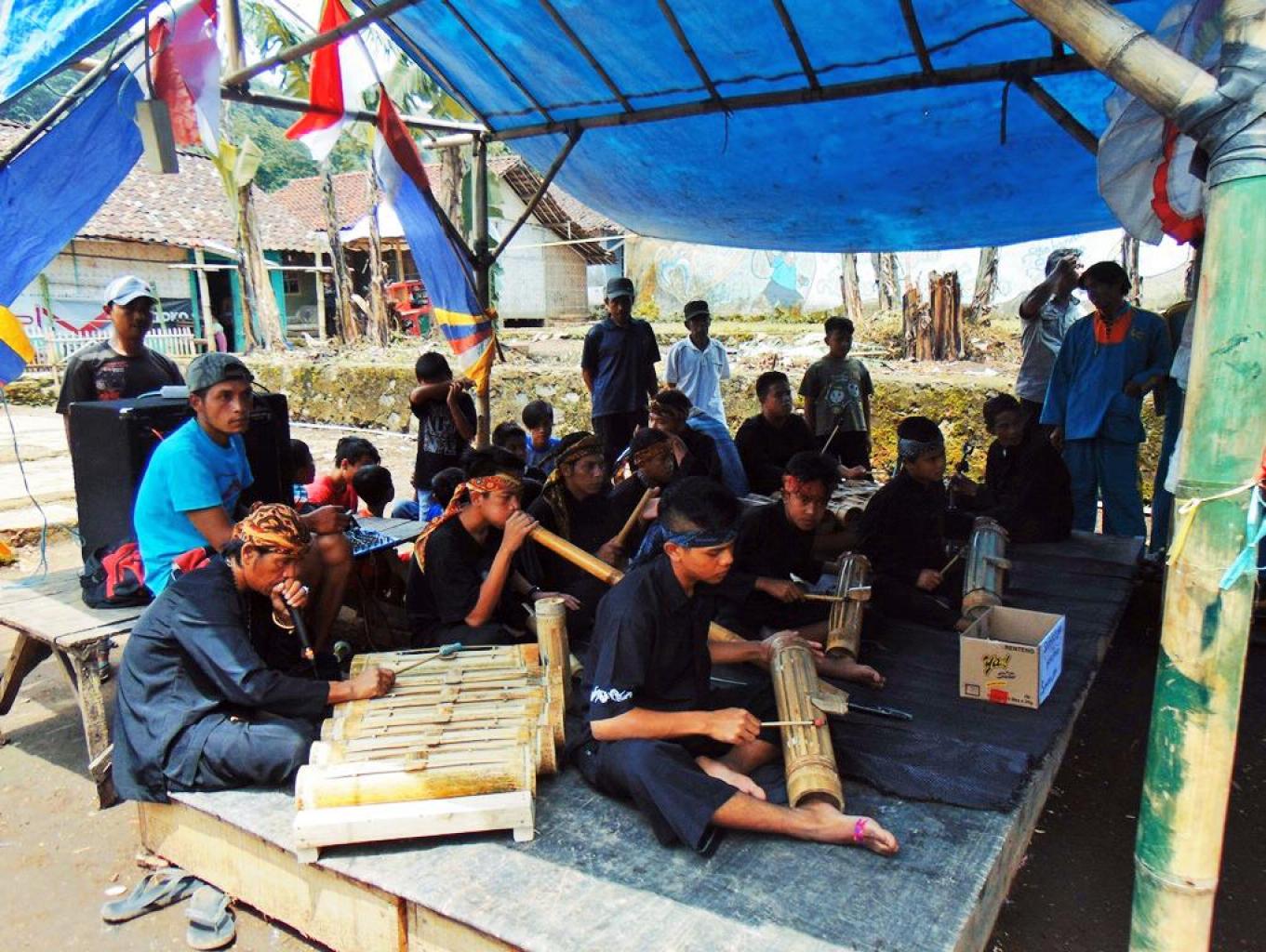Seni Budaya Karinding