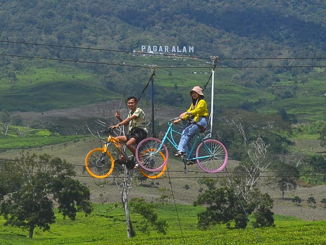 Sepeda Gantung