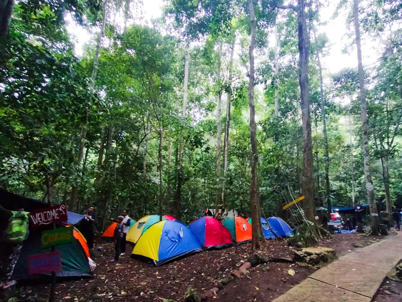 Camping Ground Di Alam