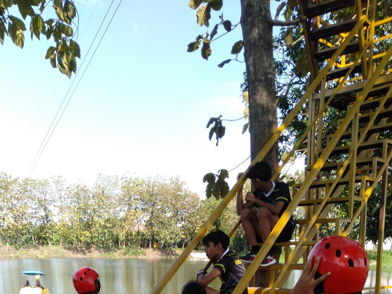Tim Hoki Desa Pelemwatu