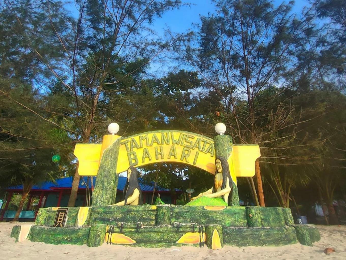 Pantai Taman Wisata Bahari
