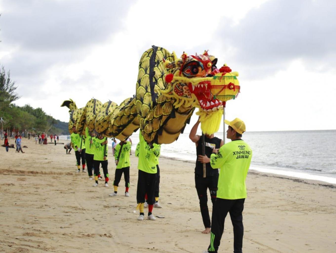 Pagelaran Budaya Naga dan Barongsai