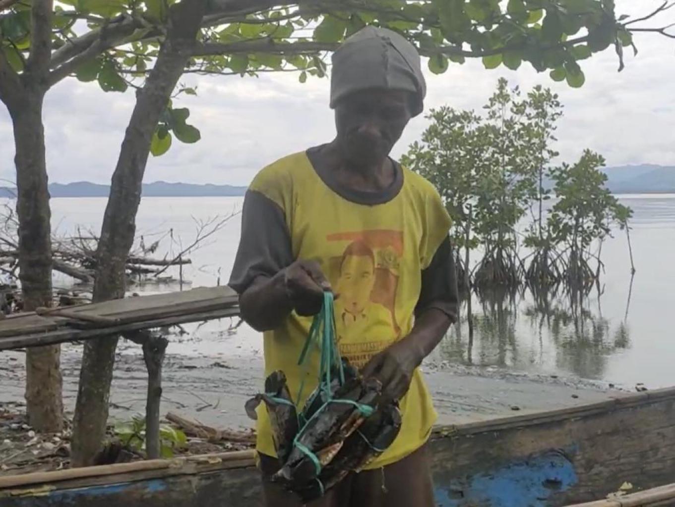 Berburu Kepiting