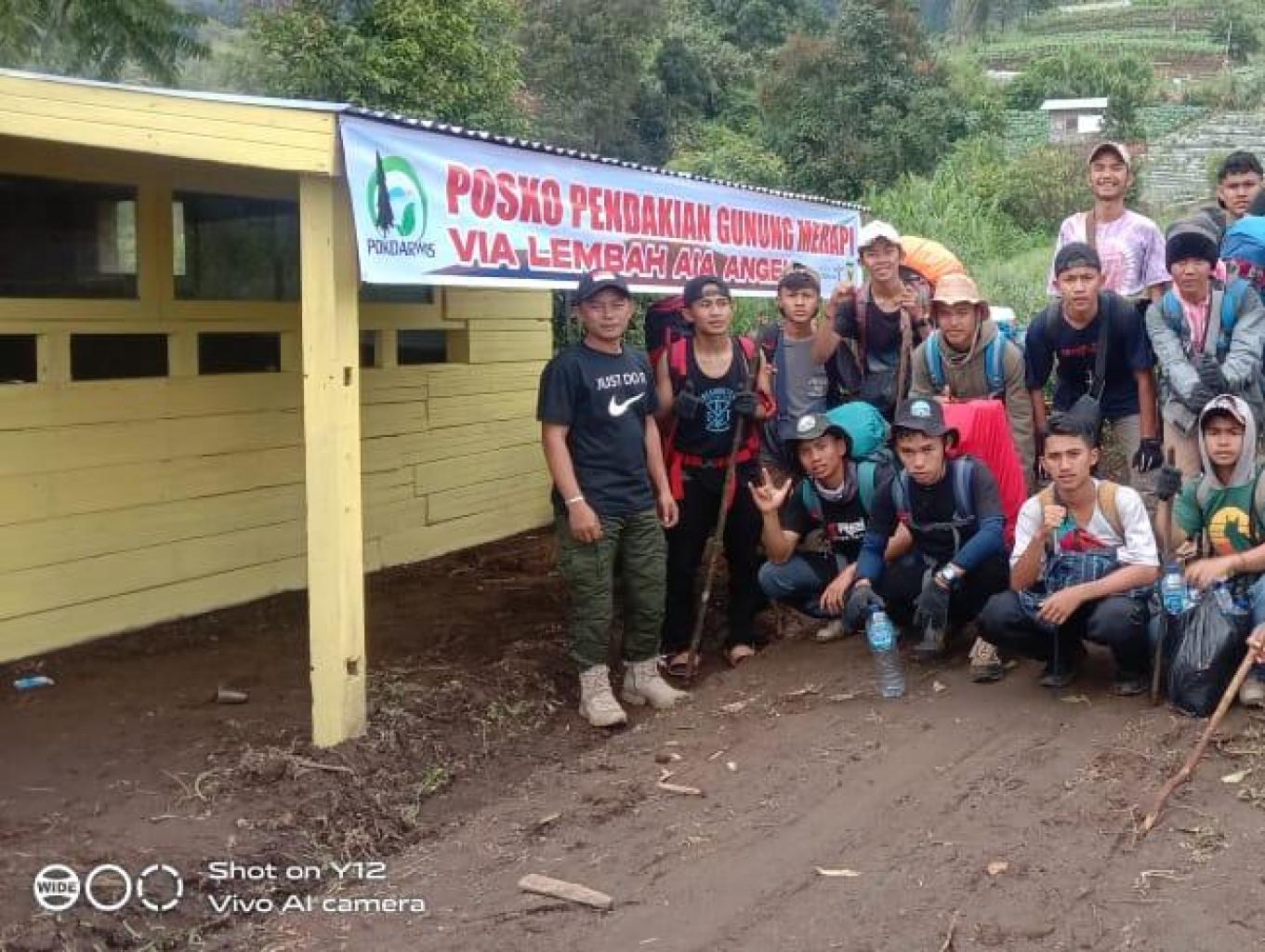 Jalur pendakian gunung Marapi via Aie Angek 